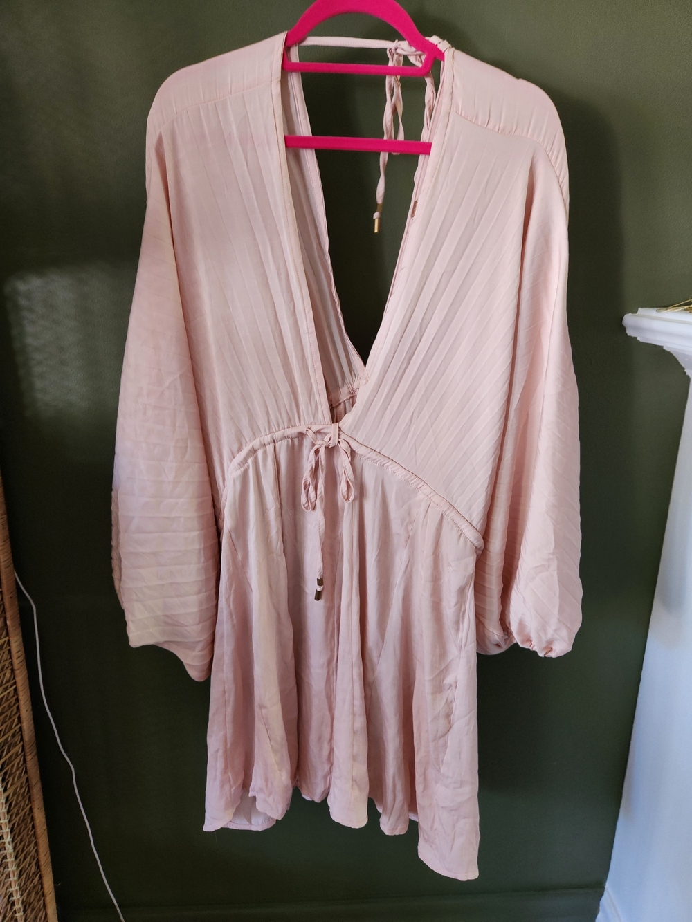 Free People Peach/ Cream colour Dress / Tunic - Wide Sleeves - Size L